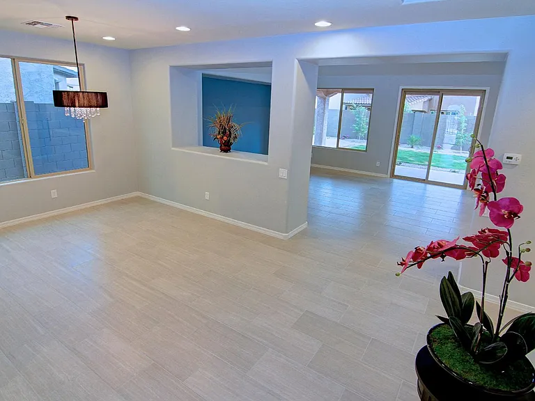 3607 E Salter Dr — Photo 13