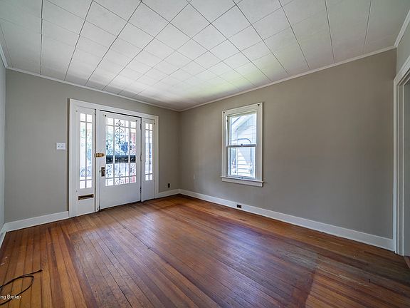 3rd image of 513 Gernert Ct