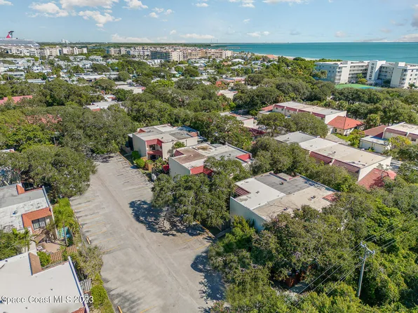 8710 Jasmine Ct, Cape Canaveral, FL 32920