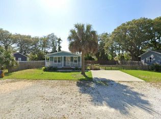 915 Division St, Fernandina Beach, FL 32034