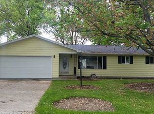 114 Westfield Ave, Defiance, OH