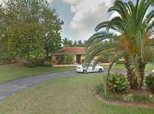 9750 SW 96th Ct, Miami, FL 33176