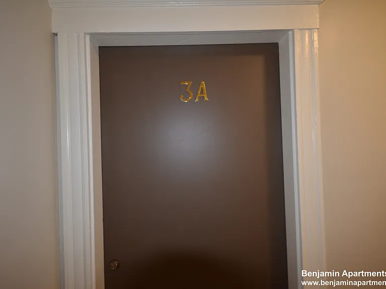 11 Barrows St #3 — Photo 7
