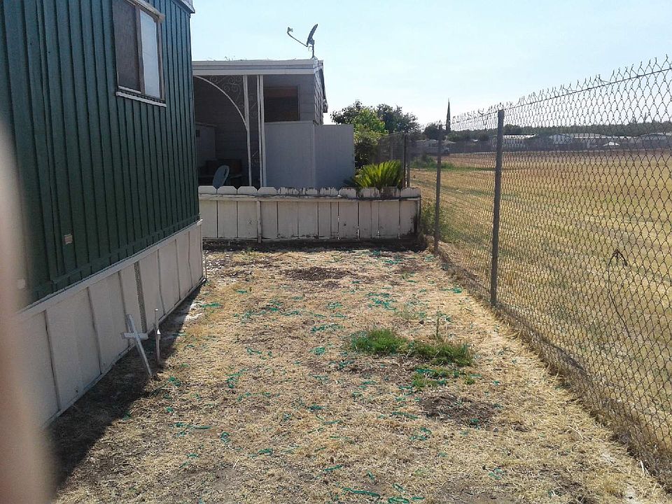 2nd image of 1001 Sylmar Ave Spc 154