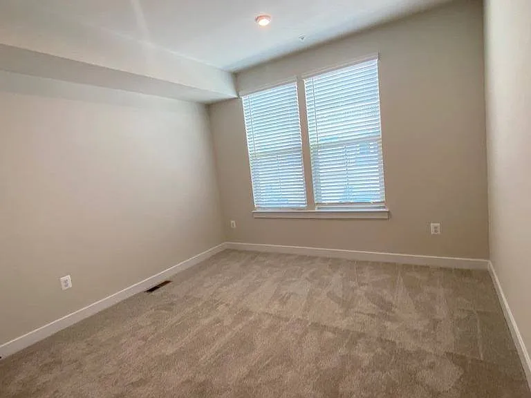 2528 Verona Pl #A — Photo 19