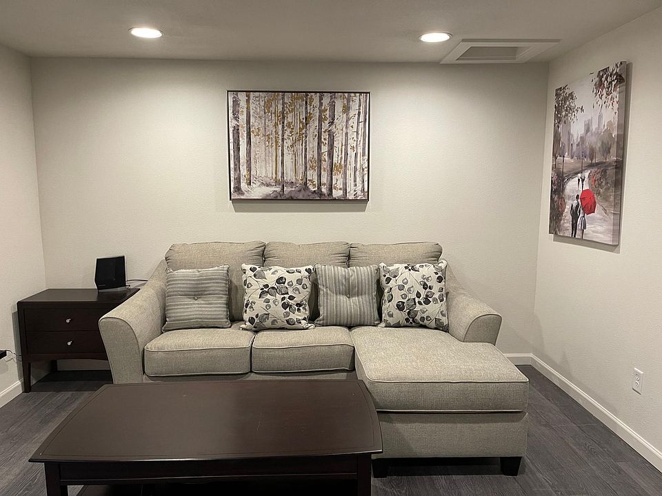 1st image of 1014 NE 91st St #1014
