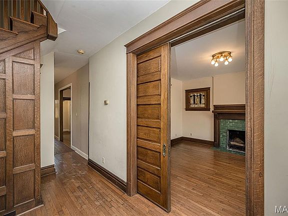 5th image of 6179 Kingsbury Ave