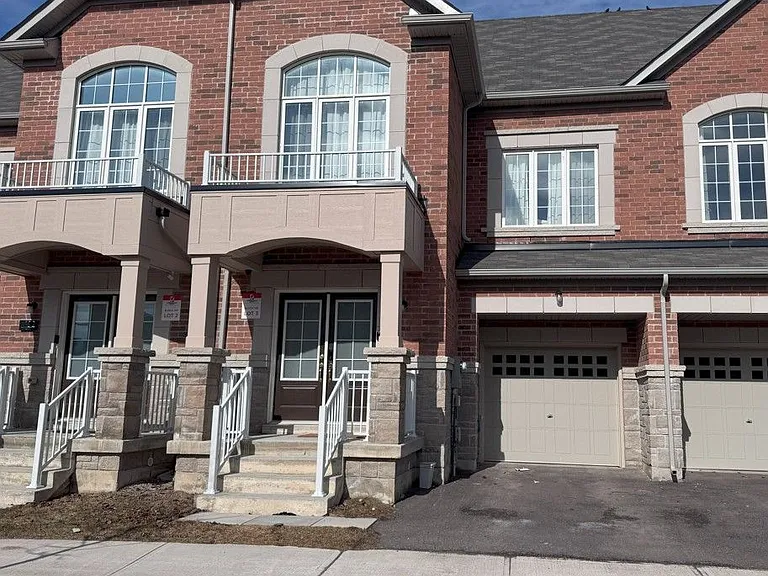 100 Ness Dr — Photo 1