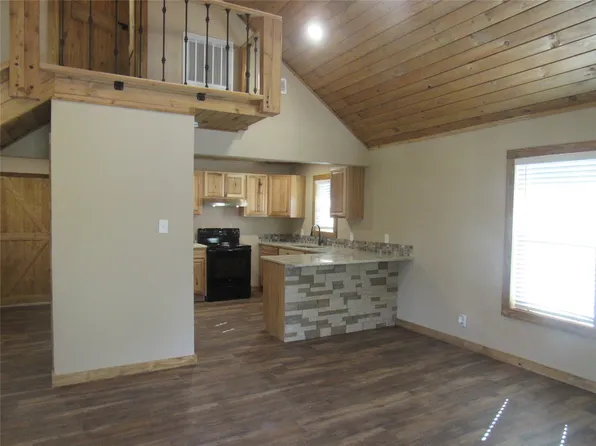 391 County Road 147, Gainesville, TX 76240