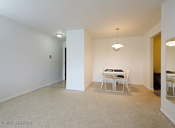 5th image of 2100 Valencia Dr APT 310