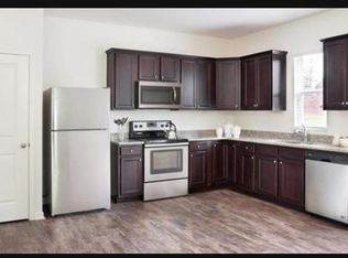 1016 Logan Canyon Ln, Zebulon, NC 27597