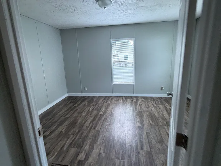 5849 Berdene Cir — Photo 16