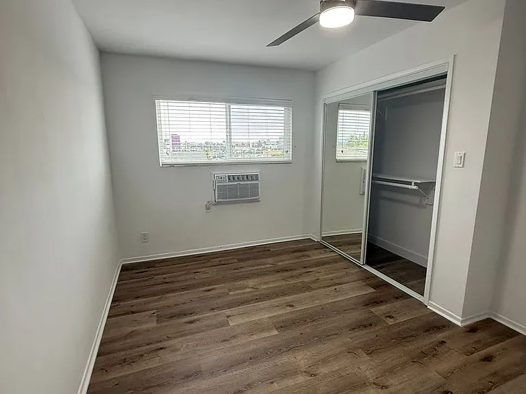 1179 Crenshaw Blvd — Photo 40