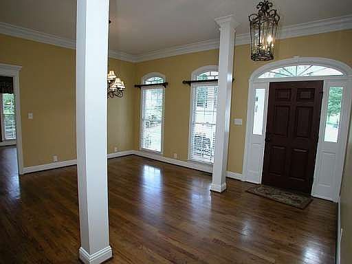2nd image of 3801 Alexandria Dr