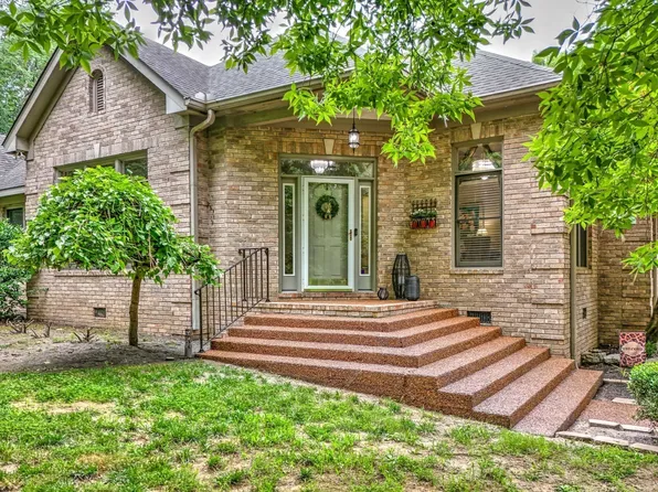 5544 S New Hope Rd, Hermitage, TN 37076