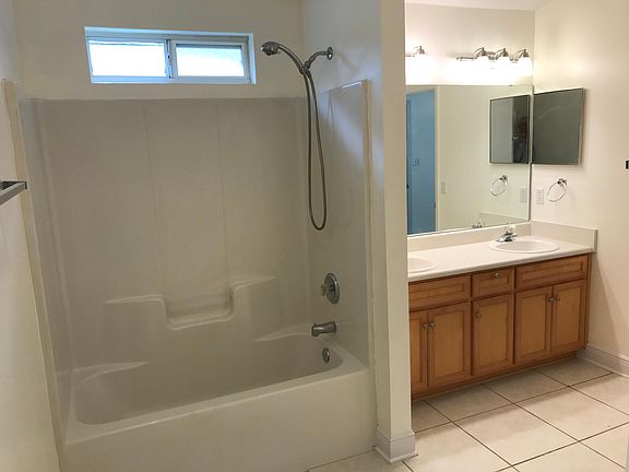 5th image of 3534 Lands End Ln