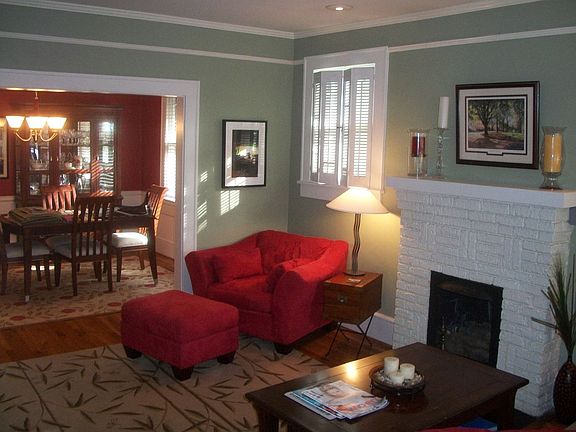 4th image of 104 Cureton St