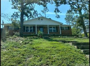 101 White Oak Ln, Little Rock, AR 72227