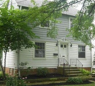 1412 Gordon Rd, Lyndhurst, OH, 44124