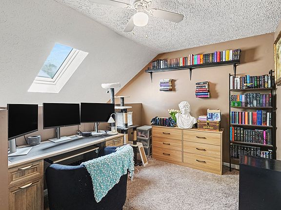 4th image of 129 Cherry Hill Dr APT 18C