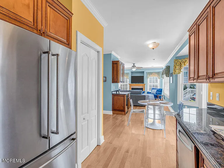 419 Central Ave — Photo 13