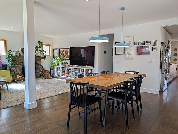 Living and dining area (Main level)