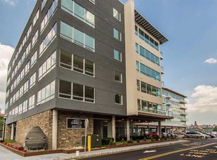 15 Somerset Ln #315, Edgewater, NJ 07020