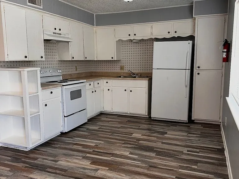 1507 Bundrant Dr — Photo 11