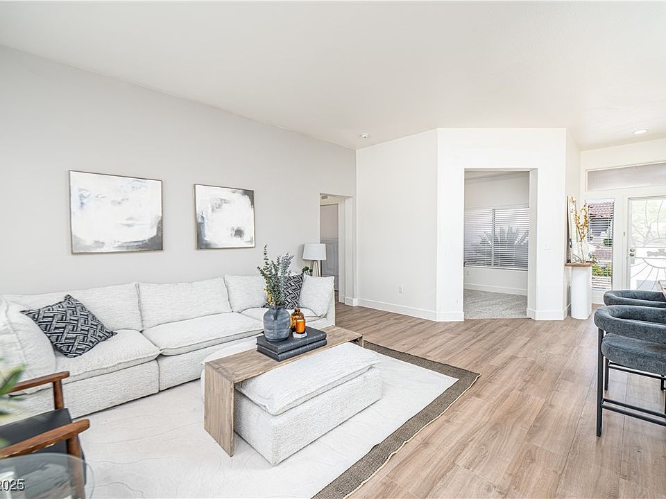 1st image of 10301 Coal Creek Pl