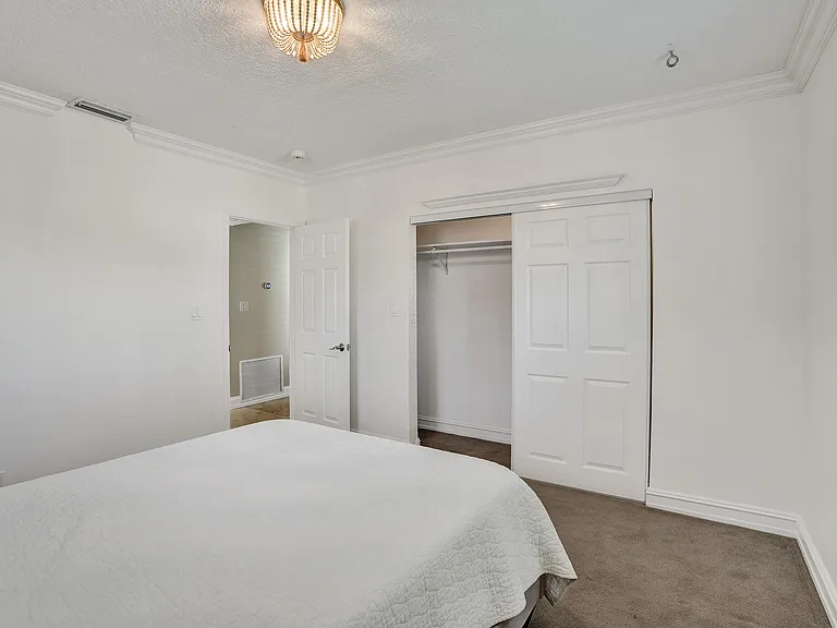 248 Codrington Dr — Photo 69