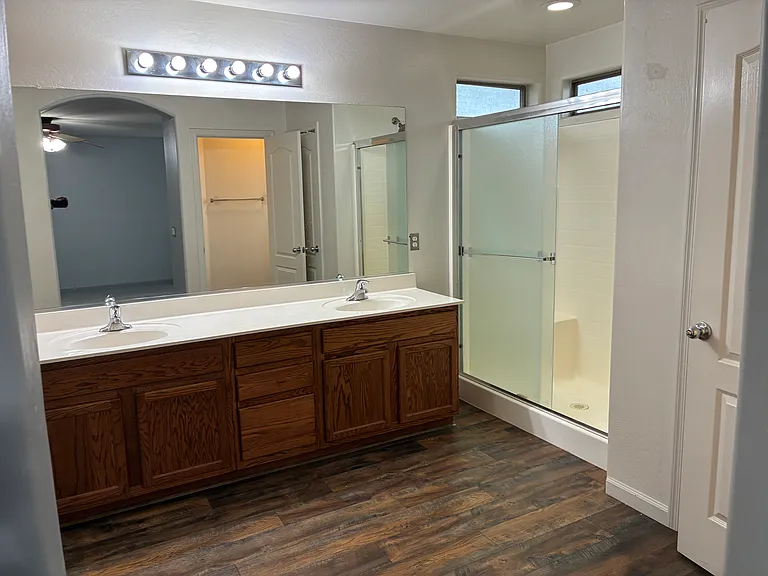 25550 W Pioneer St — Photo 22