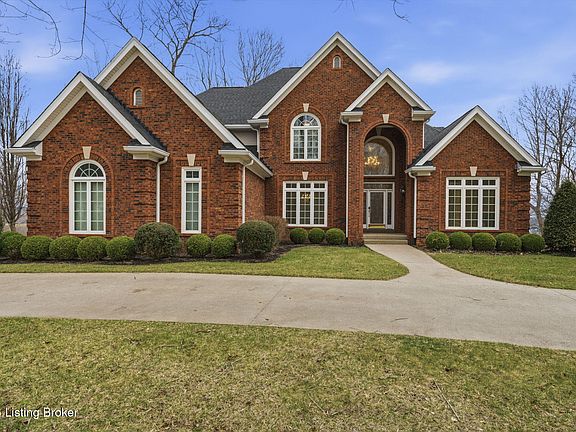 3rd image of 600 River Edge Rd