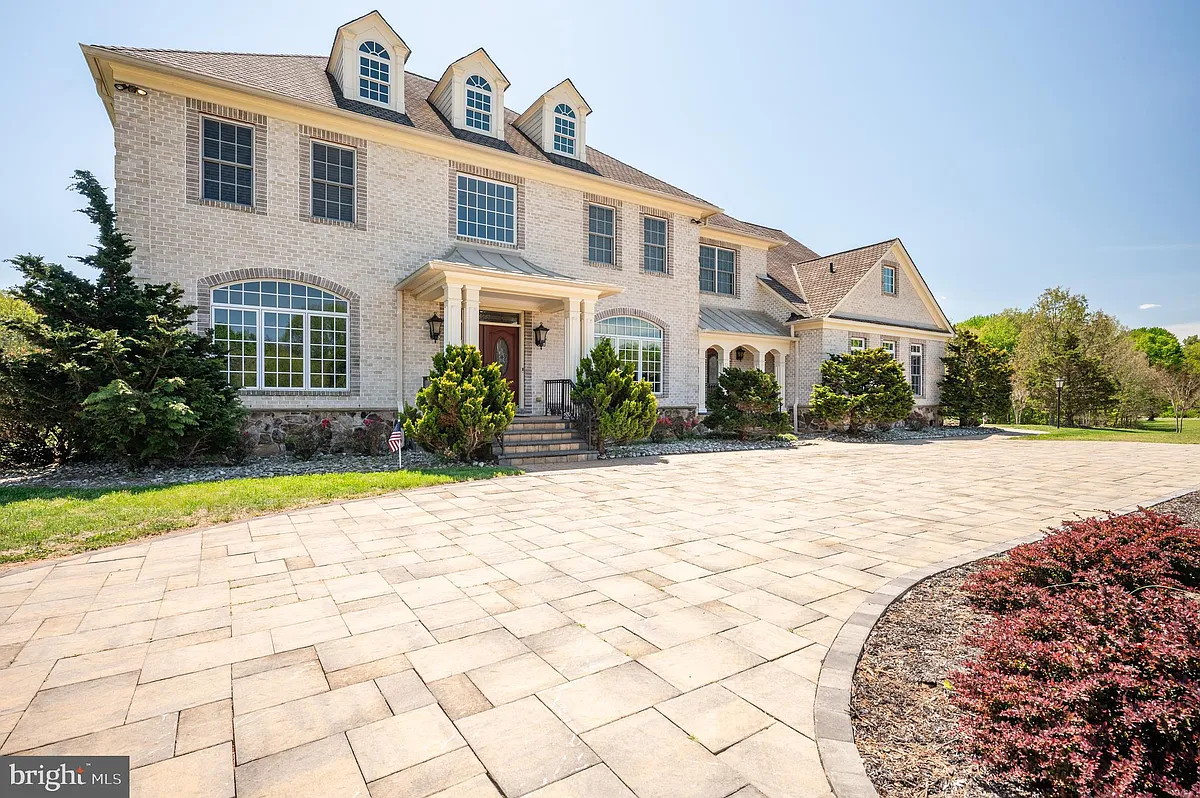 Building Photo - 13071 Haddonfield Ln