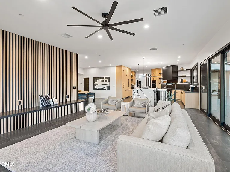 3135 E Palo Verde Dr — Photo 18