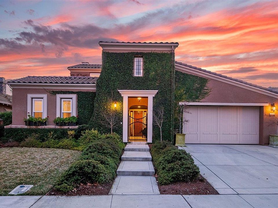 1st image of 15135 La Alameda Dr