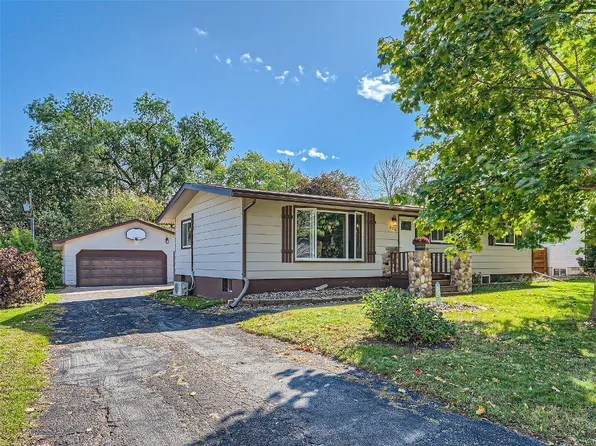 306 Arch St, Hudson, WI 54016