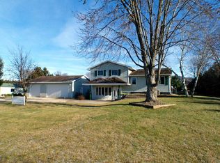 N8040 Amsterdam Prairie Rd, Holmen, WI 54636