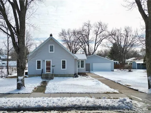 715 West Elm Street, Chippewa Falls, WI 54729