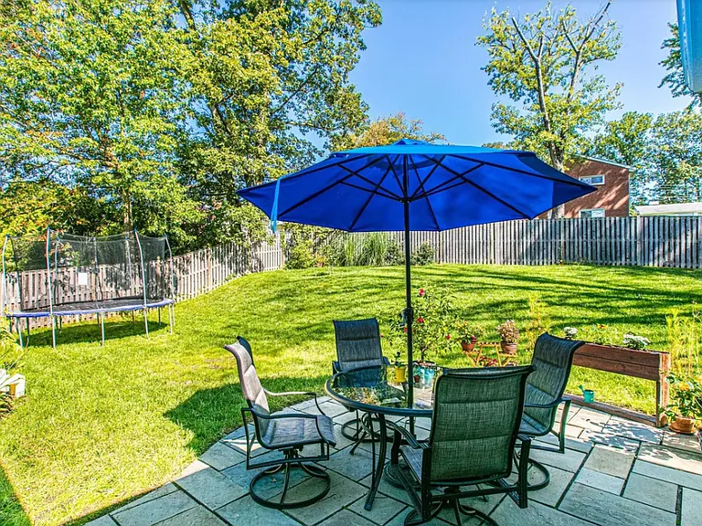 7811 Greeley Blvd — Photo 43