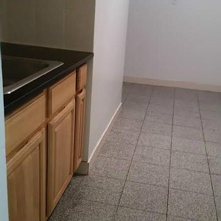 4th image of 4330 46th St APT 4T