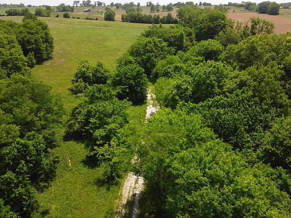 4th image of 937 Mill Creek Meadows Dr
