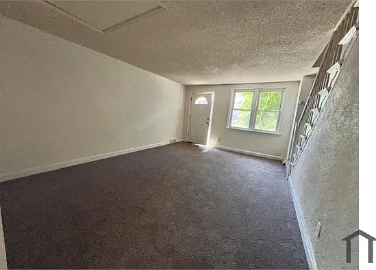 139 W 22nd St — Photo 28