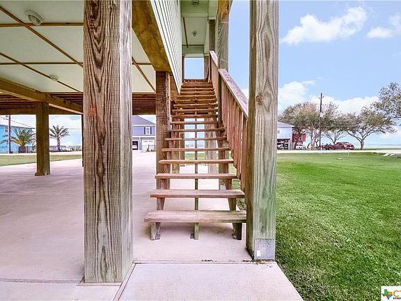 5th image of 1695 W Bayshore Dr