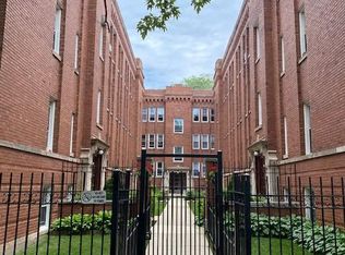 4941 N Whipple St #1E, Chicago, IL 60625