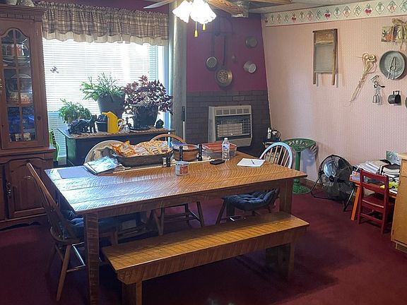 3rd image of 512 Beekman Ridge Rd