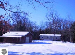 1815 Kathy Dr, Prescott, MI 48756