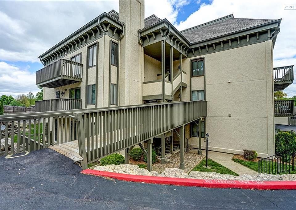 1st image of 301 E Partridge Ave APT I