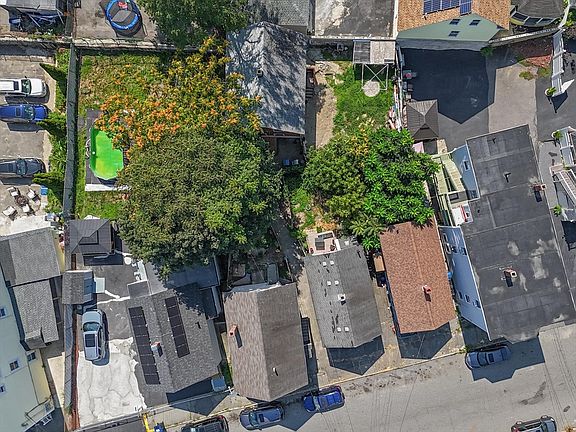 5th image of 58-58 Railroad St #64