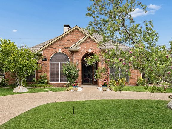 2nd image of 3402 Juniper Ct
