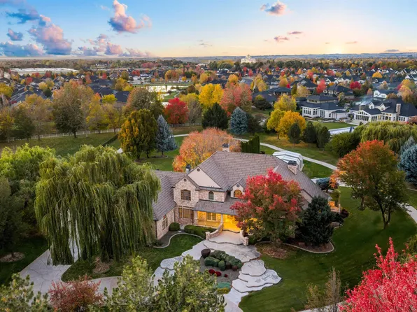 6673 N Fox Run Ave, Meridian, ID 83646